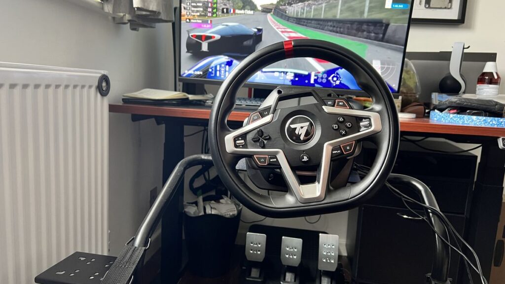 Os melhores volantes pro PS5 — e qual vale mais a pena de verdade 3 Thrustmaster T248
