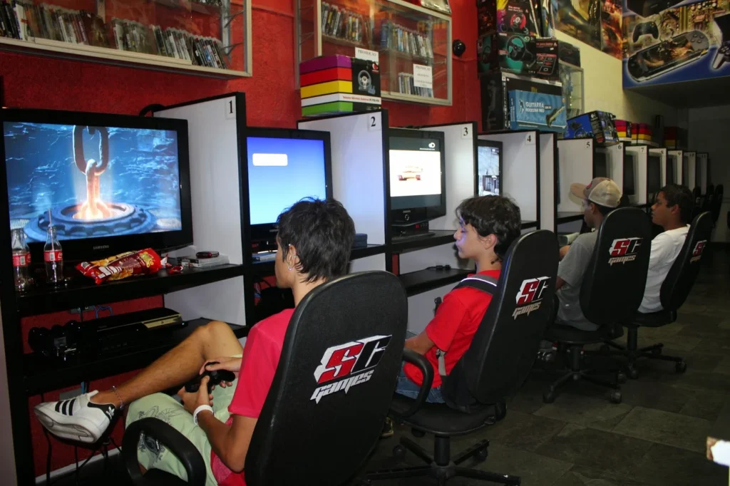 Por que o PS2 foi o console que mais marcou a vida dos brasileiros? 2 eraps3 locadora